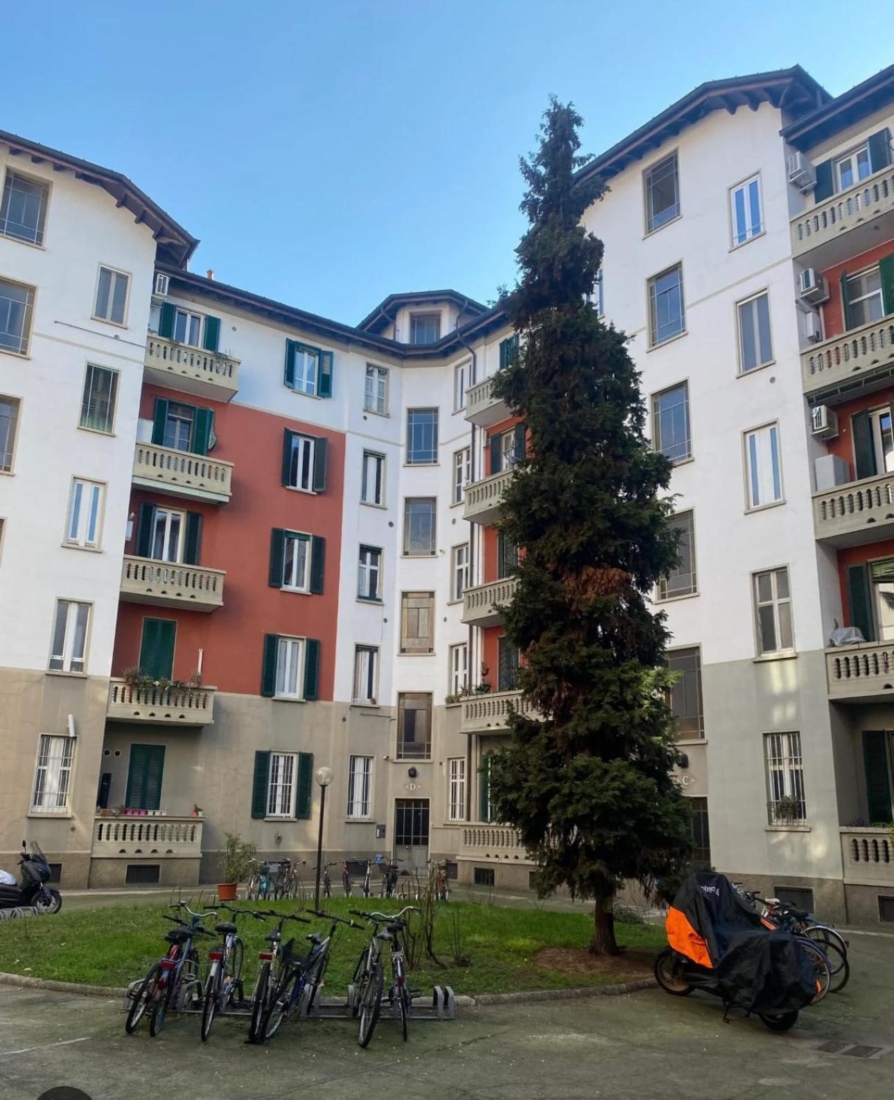 Apartment Duomo Bocconi Navigli Milano Exterior foto