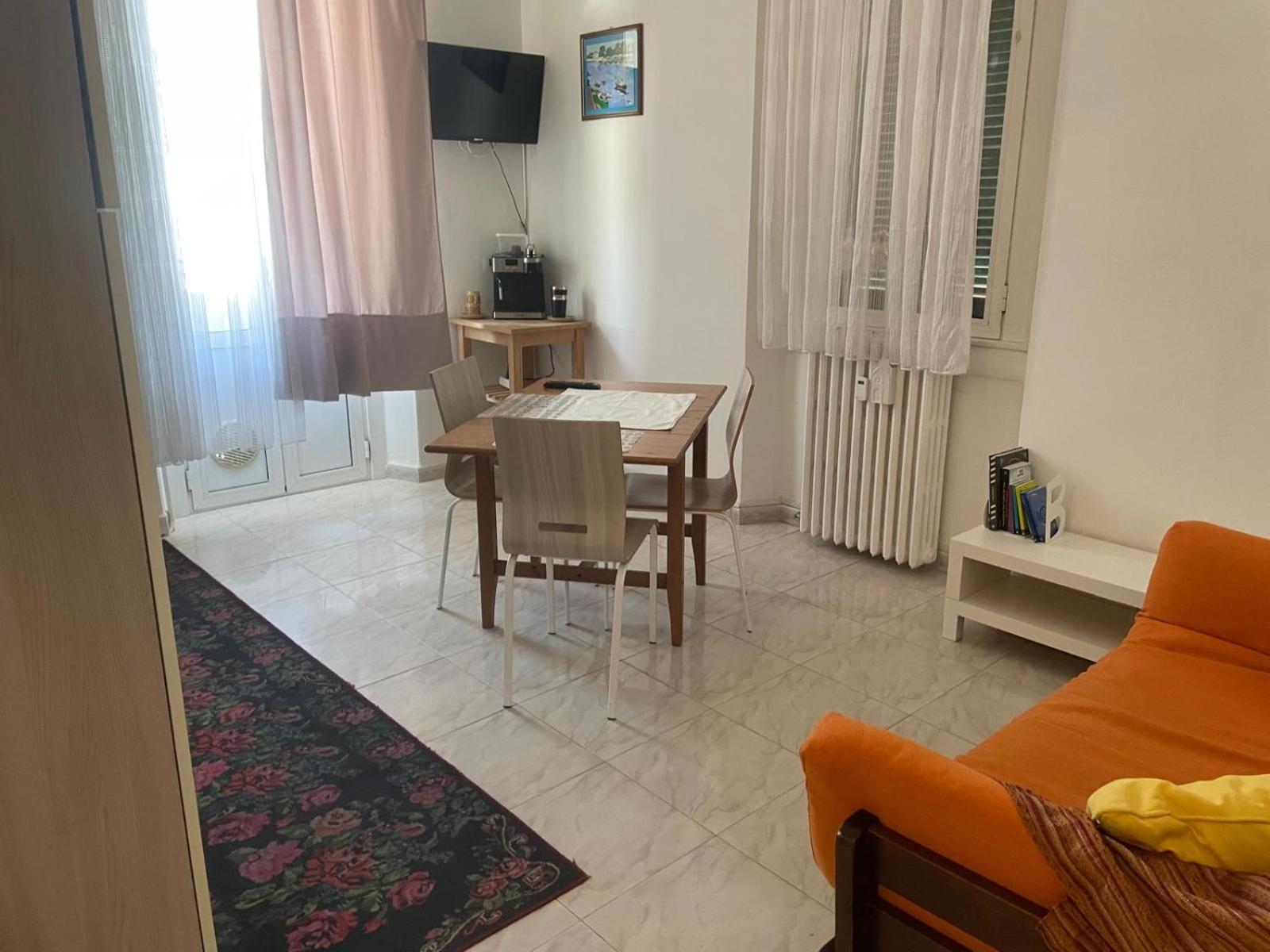 Apartment Duomo Bocconi Navigli Milano Exterior foto